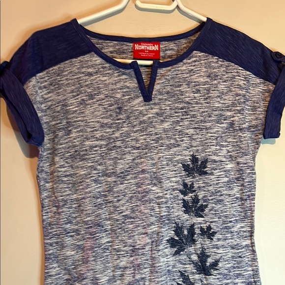 Gray and Blue Cap Sleeve Fitted Embellished Tee - Picture 7 of 13